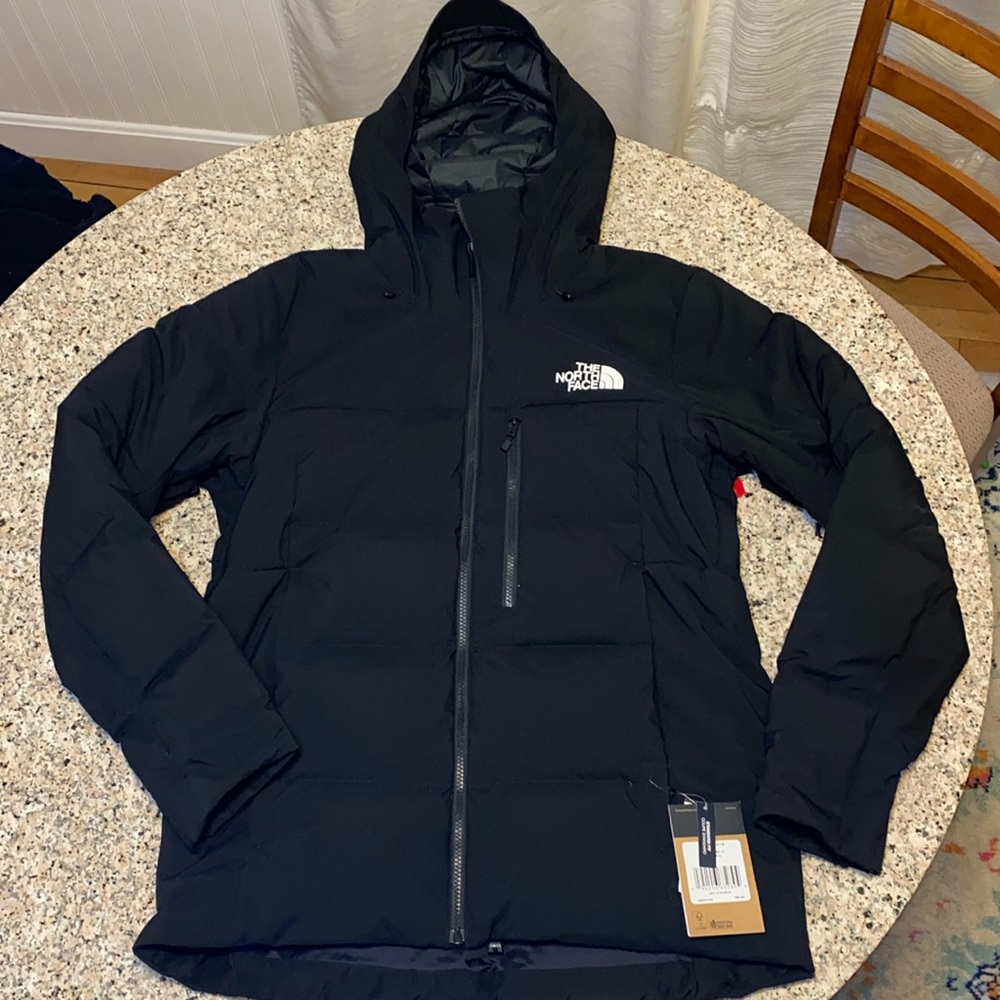 North face core fire down jacket. NWT Mens medium